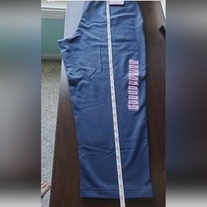 French terry Women navy capri